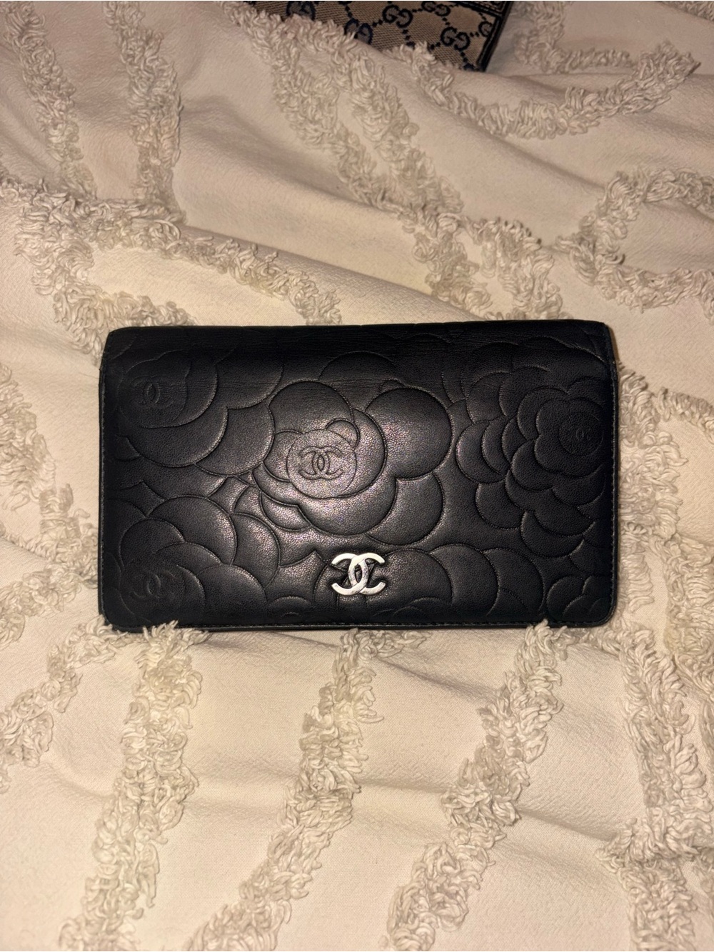 Chanel Black Camellia Embossed Leather Continental Wallet Pink Interior CC